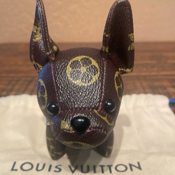 NEW LV Fashion Inspired Vegan Leather Frenchie Dog Bag Charm - Picture 2 of 6
